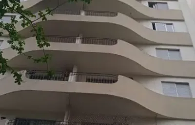 Cobertura com 139m2 próximo do metro fradique coutinho