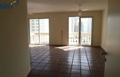 Excelente apartamento no guarujá, praia de pitangueiras, a 1 quadra da praia!