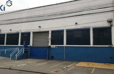 Galpão - com área total de 1.273 m² e construída de 1.196 m²