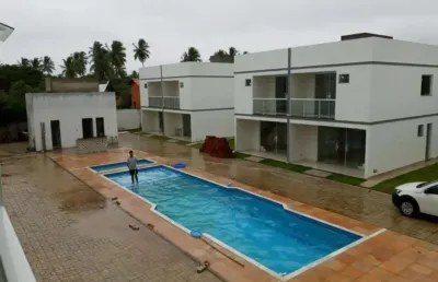 Casa em condomínio fechado com 3 quartos à venda na imbassai, imbassai, mata de são joão, 115 m2 por r$ 590.000