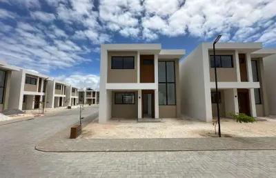 Casa em condomínio fechado com 3 quartos à venda na rua buraquinho, buraquinho, lauro de freitas, 108 m2 por r$ 780.000