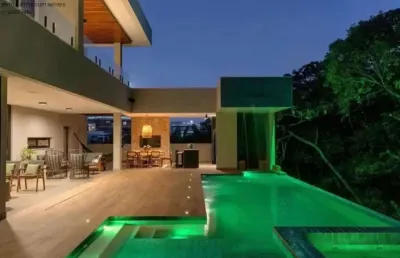 Casa em condomínio fechado com 4 quartos à venda na avenida 29 de março, alphaville ii, salvador, 715 m2 por r$ 7.900.000