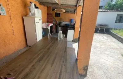 Casa com 3 quartos à venda na Rua Vista Alegre, Paraíso, Belo Horizonte