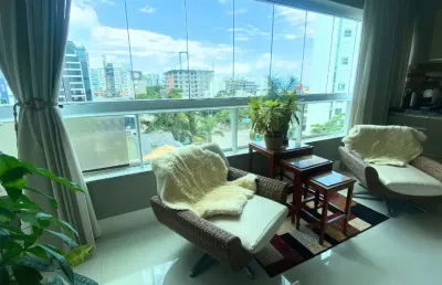 Excelente apartamento, perto da praia, com enorme área de lazer