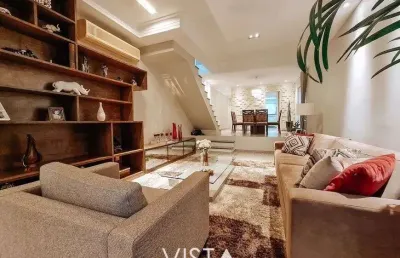 Casa com 3 quartos à venda na Rua Joshey Leão, 321, Sítio da Figueira, São Paulo