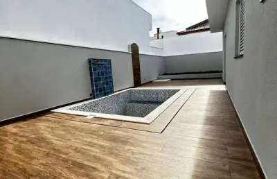 Excelente casa térrea à venda no condomínio portal da primavera em sorocaba  300 m2 terreno 178 m2 área construída 3 suítes piscina