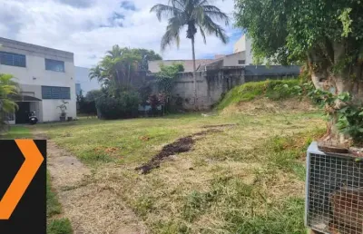 Ótimo terreno a venda ou locação na vila haro em sorocaba há 1 quadra da av são paulo com 1.300 m2 de área e um prédio de 500 m2