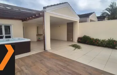 Casa térrea para locação ou venda no condomínio residencial villa bella com 3 quartos sendo uma suíte bela área gourmet com  jcuzzi e hidromassagem.