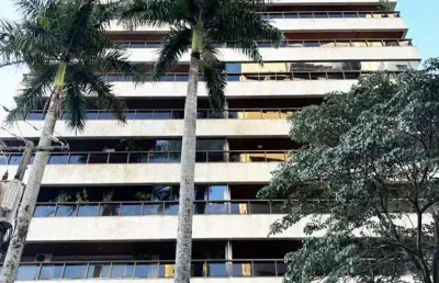 Apartamento com 4 quartos para alugar na Rua Piauí, 854, Centro, Londrina