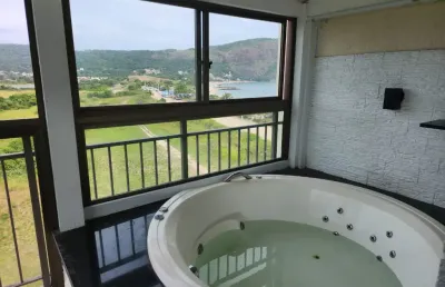 Cobertura duplex, 2 dormitórios, 120m² à venda em camboinhas.