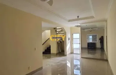 Casa em condomínio fechado com 3 quartos à venda na Avenida Jornalista Alves de Oliveira, Cidade Alta, Cuiabá