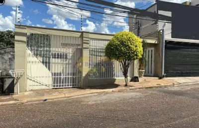 Vende-se casa comercial av. dom bosco bairro dom aquino