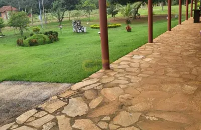 Vende-se chácara em chapada dos guimarães (2km do centro)
