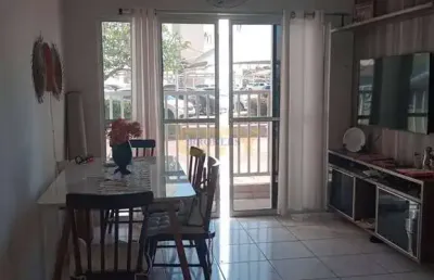 Vende-se apartamento térreo condomínio portal do rio