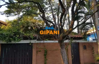 Ótima casa com 230m² de construção no bairro jardim berlim.