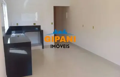 Venda casa geminada, 2 quartos, 1 suíte, otimalocalização