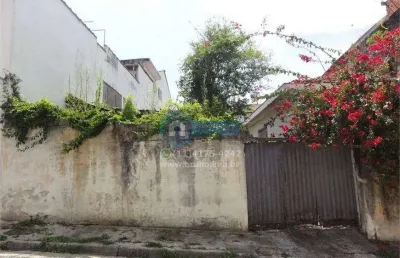 Casa com amplo terreno 405m2 no bairro da água fria