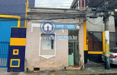 Casa de renda ao lado do metrô em parada inglesa  -  são paulo