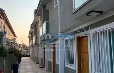 Casa em vila irmãos arnoni: 2 suítes, 60m² por r$ 470.000