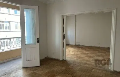 Apartamento na independência com 176m² de 3 dormitórios e vaga desocupado