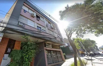 Apartamento 91m² - 3 dormitórios e 2 vagas no bairro petrópolis