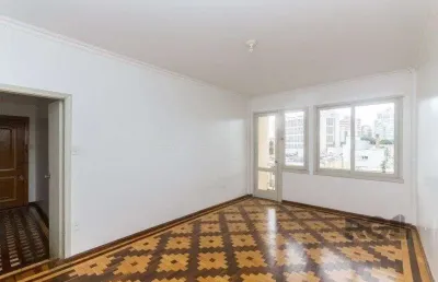 Excelente apartamento de 126m² com 3 dormitórios e sacada.