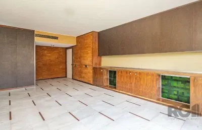 Apartamento imenso no bairro petrópolis! 232m2 privativos e 3 vagas de garagem