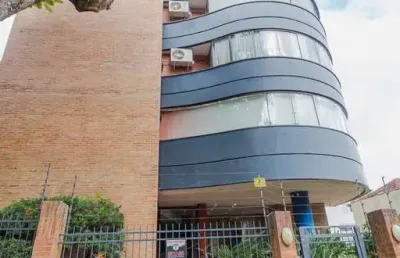 Cobertura de 3 quartos, 2 suítes e 2 vagas de garagem no bairro petrópolis poa