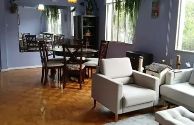 Apartamento com 2 dormitórios e 1 vaga de garagem no bairro floresta.