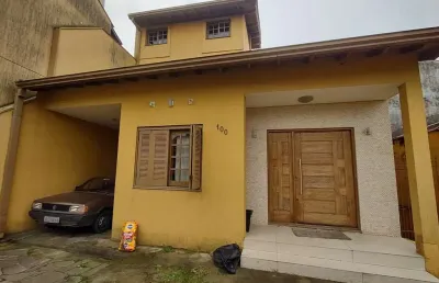 Casa com 2 quartos à venda na Rua Professor José Maria Rodrigues, 100, Vila Ipiranga, Porto Alegre