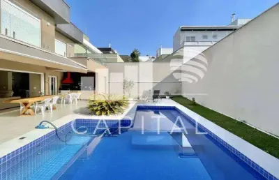 Casa à venda  em condomínio na granja viana - com 4 suítes - 5 vagas na granja viana - 319 m²
