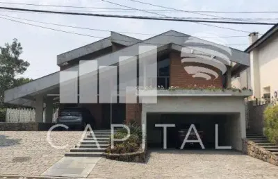 Casa de esquina à venda em alphaville santana de parnaíba - sp
