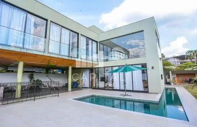 Vendo e alugo casa nova, moderna mobiliada em condomínio de alto padrão em alphaville.