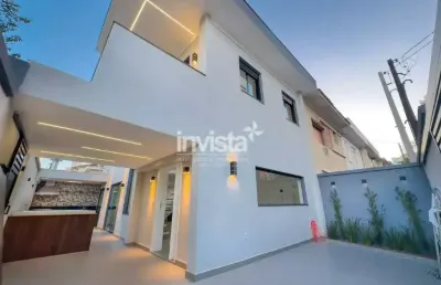 Casa à venda na Rua Adolfo Lutz, 111, Ponta da Praia, Santos