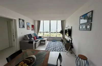 Oportunidade única de morar na praia com uma vista incrível para o mar!