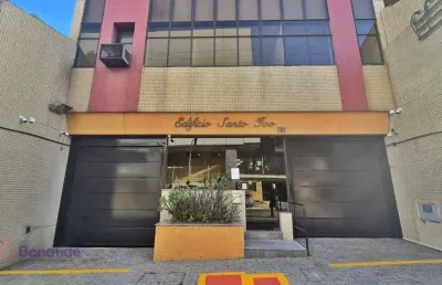 Sala comercial para locação localizada no edifício santo ivo, bairro centro, em jundiaí/sp.