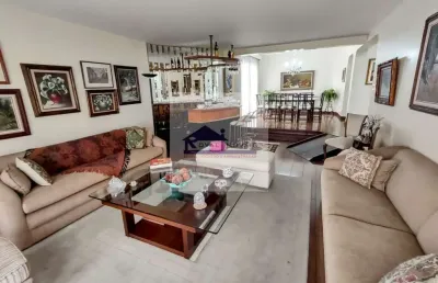 Vende-se, um belo apto,no coração de moema ,bairro paulistano tradicional que nunca perde seu charme,bairro com muito verde, lazer e vasto comércio local. com gastronomia atuante!! o apto vai oferecer