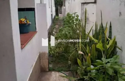 Casa à venda na vila valqueire, rio de janeio, 3 quartos (1 suíte), sala, banheiro social, cozinha, copa, varandão, área de serviço; garagem cob