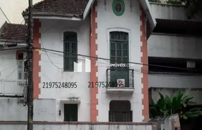 Casa à venda em laranjeiras, com 4 quartos, sala, cozinha e 2 banheiros; sacadas. isolada. duplex. ótima para comércio!