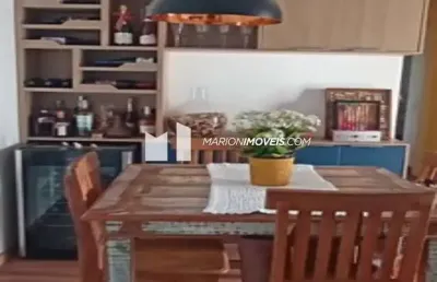 O apartamento à venda no barra bonita, recreio dos bandeirantes, rio de janeiro, rj, 2 quartos (1 suíte), cozinha planejada, área de serviço, varanda,