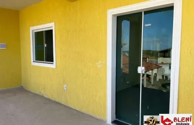 Casa em condomínio à venda com 70m² em saquarema-rj (primeira locação)