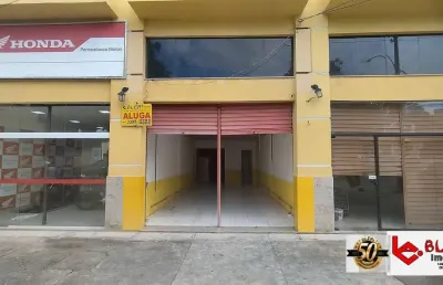 Loja com 70m² em prédio comercial em paciência -rj.