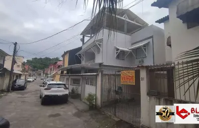 Casa 3 quartos duplex em  vila residencial em santa cruz - rj