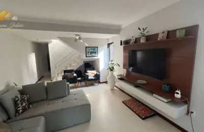 Casa duplex com 2 suítes, área gourmet e quintala venda na enseada das gaivotas, rio das ostras, rj