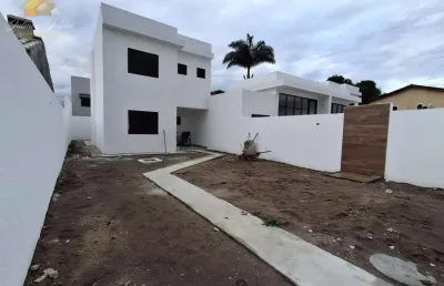 Casa duplex com 4 quartos sendo 3 suíte a venda no bairro extensão do bosque em rio das ostras rj