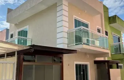 Casa duplex com 2 suítes a venda no peixe dourado 1 em barra de são joão rj
