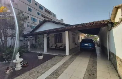 Casa linear com 4 quartos sendo 1 suíte a venda no bairro extensão do bosque em rio das ostras rj