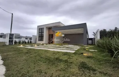 Casa linear em alto padrão com 3 quartos sendo 2 suítes, piscina a venda no viverde 2 em rio das ostras rj.