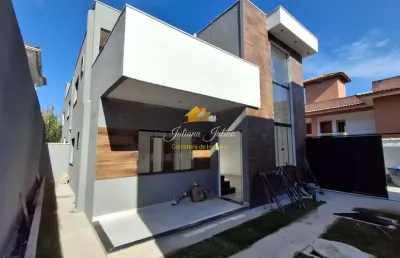 Casa duplex com 3 quartos sendo 1 suíte a venda no bairro costazul em rio das ostras rj