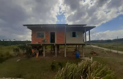 Casa para venda em saquarema, portais de praia seca, 1 dormitório, 1 banheiro, 5 vagas